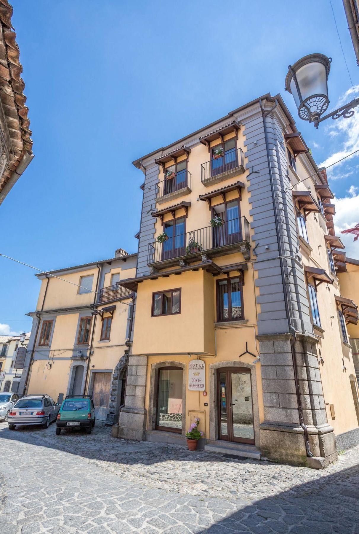 Hotel Conte Ruggero Серра-Сан-Бруно Екстер'єр фото