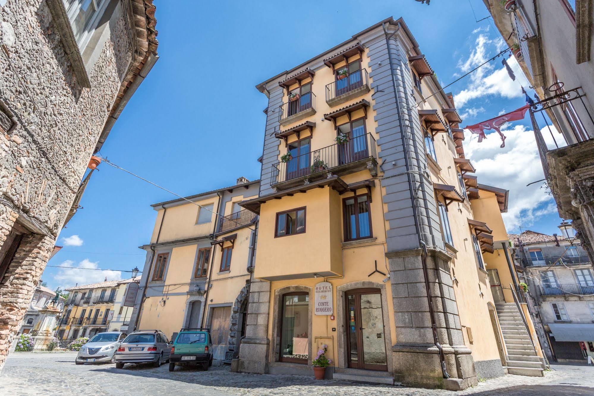 Hotel Conte Ruggero Серра-Сан-Бруно Екстер'єр фото